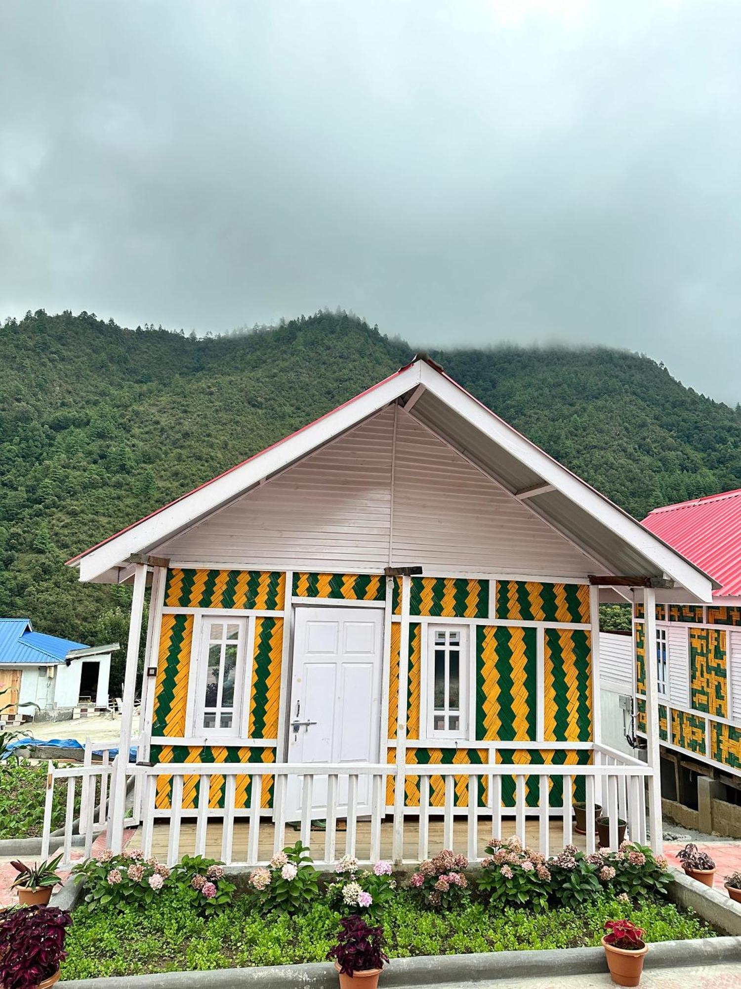 Brokpa Estate Apartment Dirang Ngoại thất bức ảnh